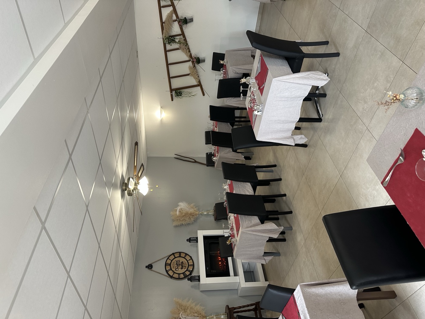 Salle du restaurant Le Relais du Prieuré